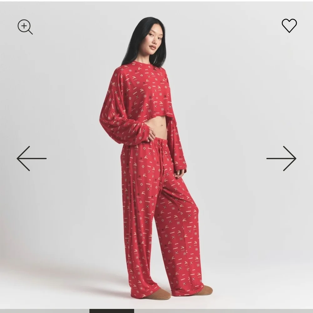 SKIMS Cropped Long Sleeved Holiday Cranberry Pajama Set - Picture 2 of 11